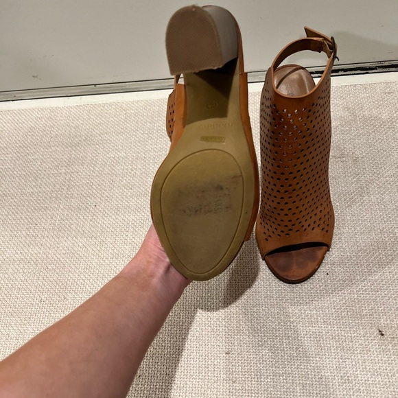 Francesca’s caramel heels. 7.5. So comfy! - Picture 2 of 2